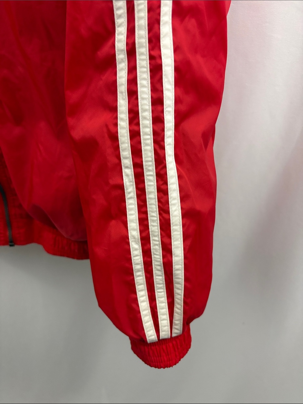 Vintage Adidas Hooded Windbreaker Jacket Red & White Size Large Men’s - Picture 5 of 9